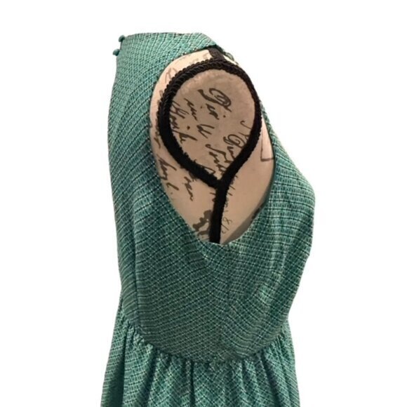 Fit and Flare Sleeveless Dress  Open Back Size Large Forever 21 Lightweight CUTE - Picture 8 of 16